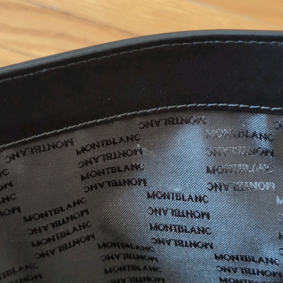 Mont Blanc Nightflight Large Navy Messenger Bag With Flap - Picture 8 of 10